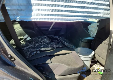 2017 Toyota Rav4 Xle from USA, damaged, VIN 2T3WFREV2HW339643